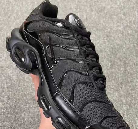 Buty Nike Air Max TN Plus Black R. 40