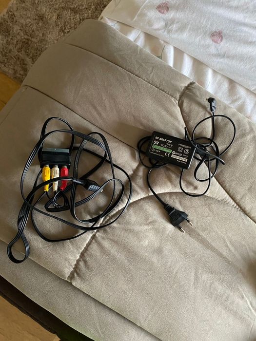 Playstation 2 + controllers + buzz64284585643137123