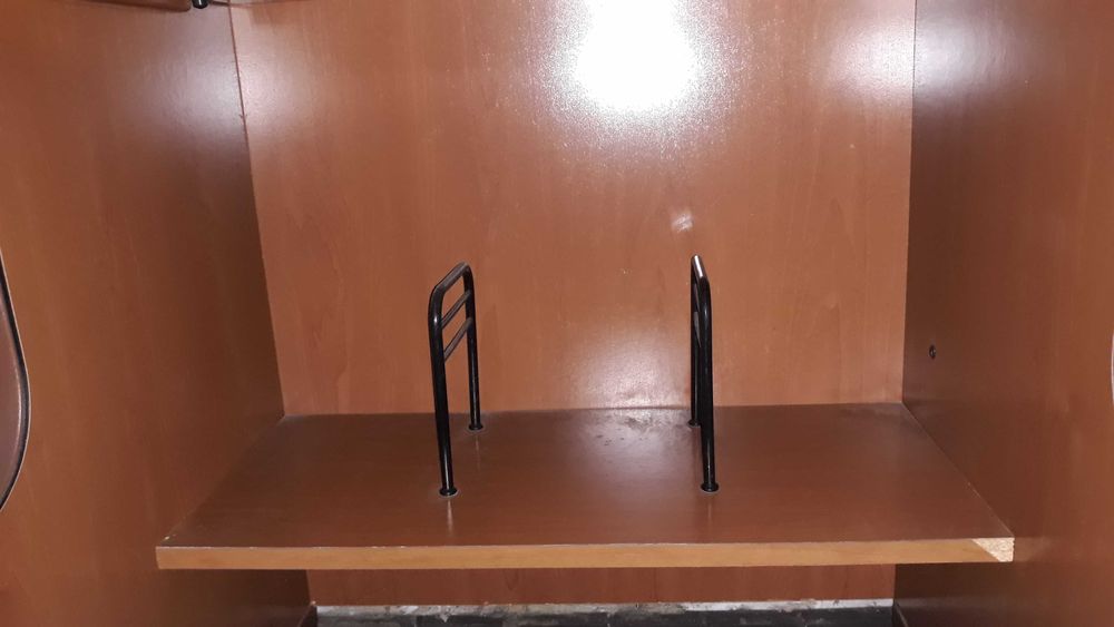 Secretária de Madeira, com muita arrumação64751451782530124