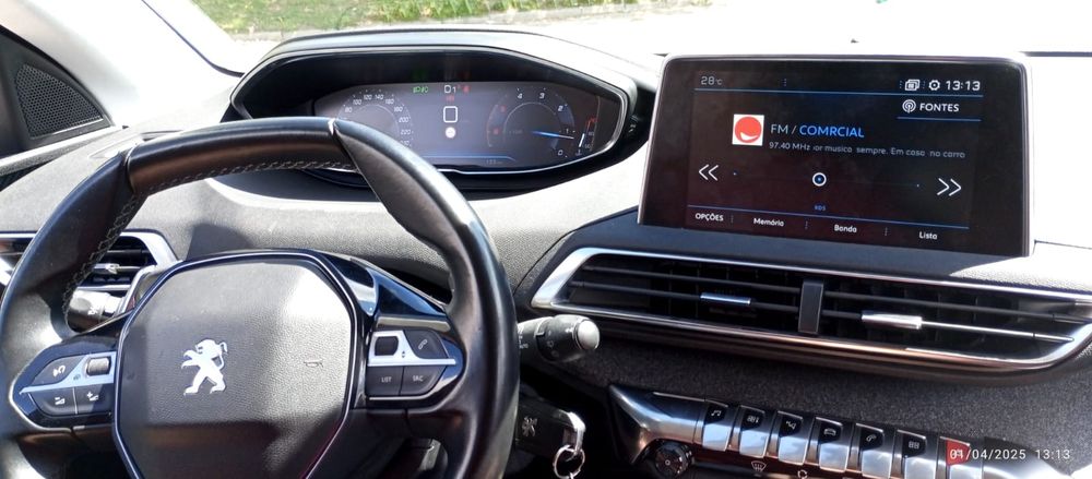 Peugeot 2008 — fotografia 5