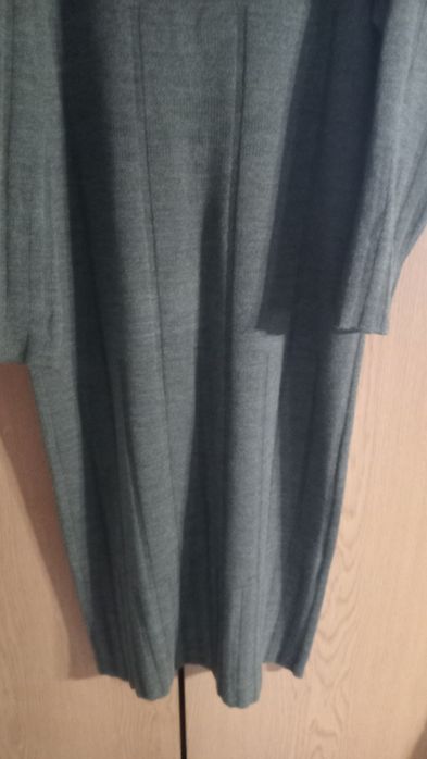 Продам платье, новое,ог 120,дл рукава от горла 73,дл изделия 118