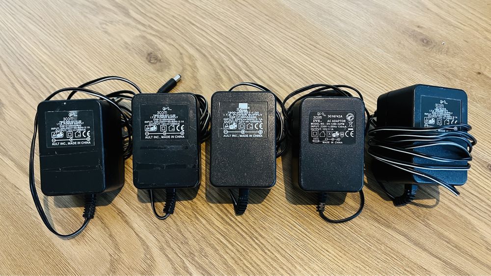 Transformadores 3com 12V 0.1A64741160315010120