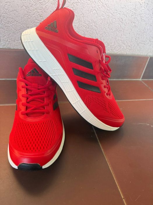 Нові кросівки adidas 45 розміру