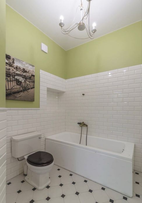 Новый ремонт! Две спальни! Продам квартиру 80м2, в Центре Днепра.