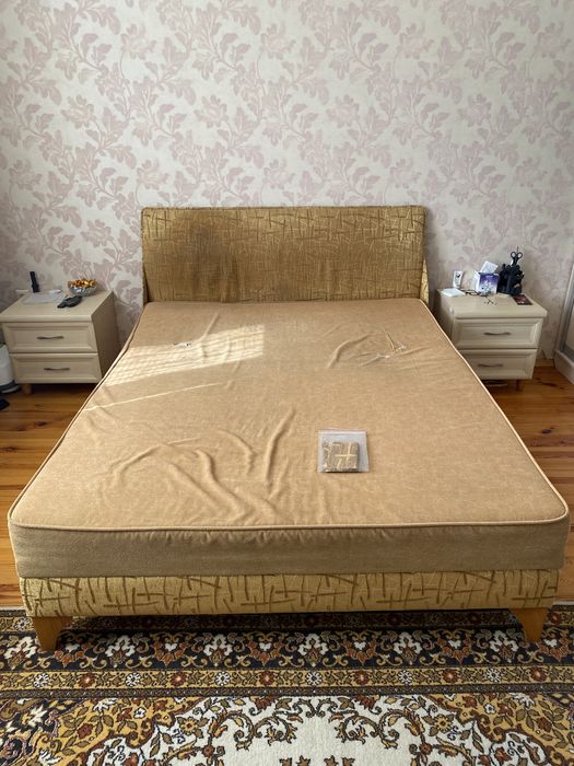 Ліжко двоспальне