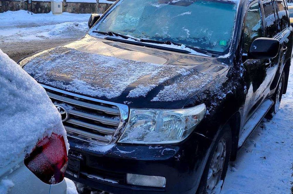 Toyota Land Cruiser 200 2011 4.5 дизель З ЕС