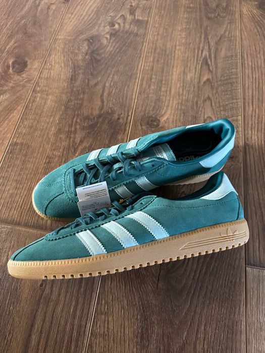 Оригінальні кросівки Adidas Bermuda