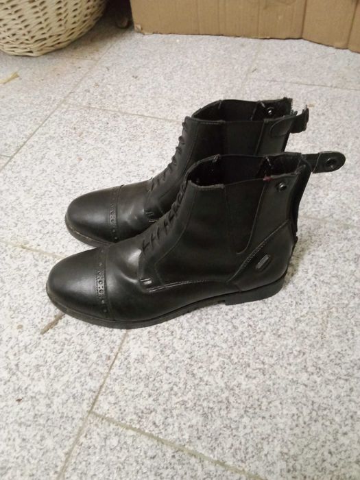 vendo botas pretas