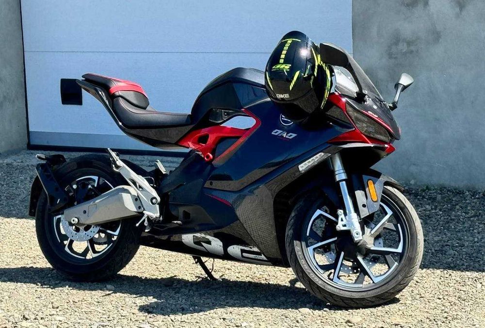 Електро мотоцикл QJMoto. Спорт байк 5000W