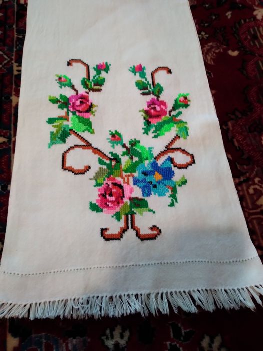 Рушник вышитый крестиком,новые