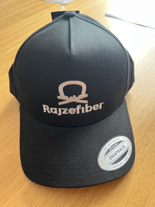 Czapka rajzefiber shellerini