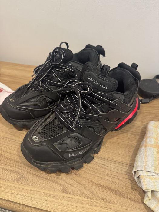 Balenciaga track led 42