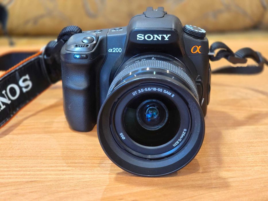 Lustrzanka aparat Sony A200