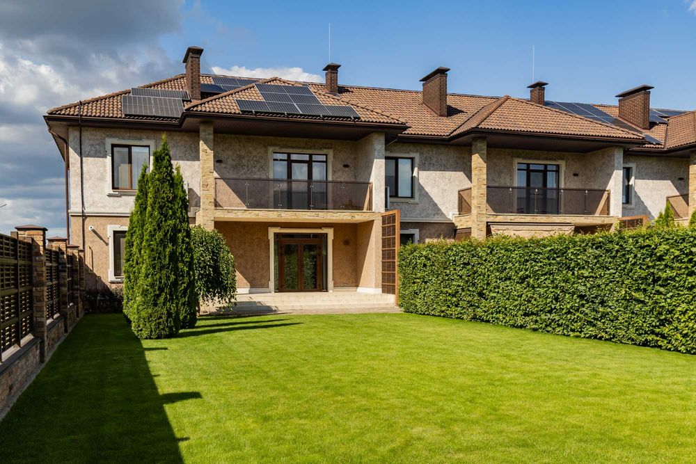 Оренда таунхауса 215 м² у КМ «Блакитна Лагуна» (Осокорки) | 3 спальні, гараж, пляж, охорона