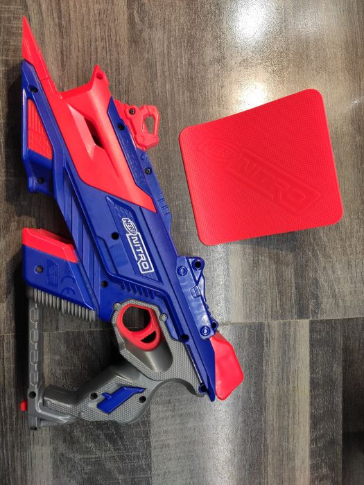 Nerf Nitro wyrzutnia autek katapulta