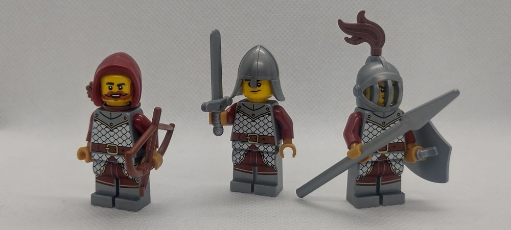 Pakiet 3 rycerzy Lego herbu Gryfa