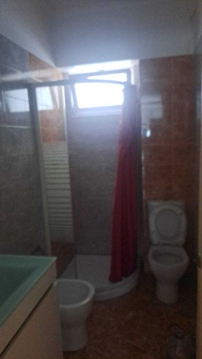Apartamento T2 - Santa Engrácia - 95 m2, 3º andar