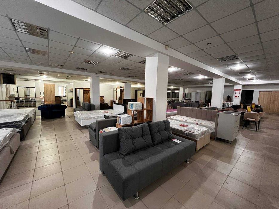 Продам 3-х поверхову окремо побудовану будівлю комерц. призначення