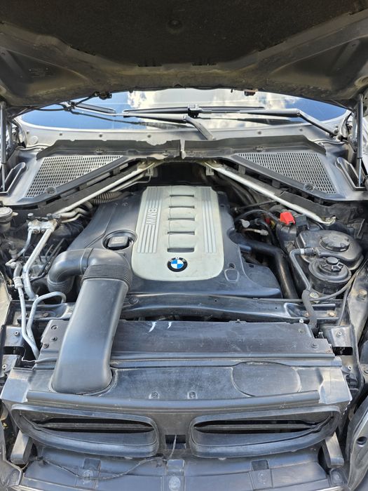 Продам BMW X5 E70