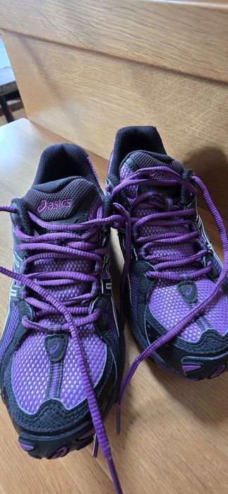 Buty do biegania z kolcami