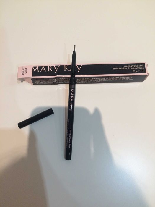 kredka do brwi Mary Kay