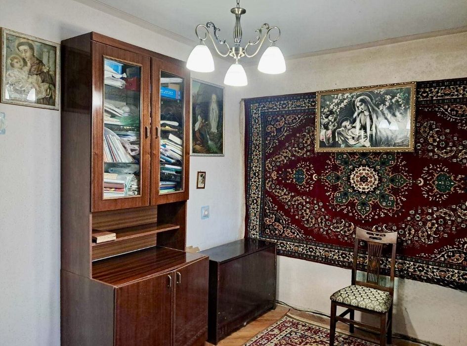 Продаж 2-кім. кв. 46 м.кв., вул. В. Великого