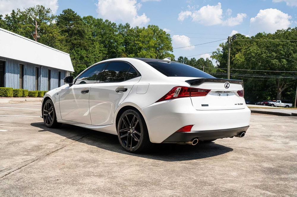 Lexus IS 250 Crafted Line      2015