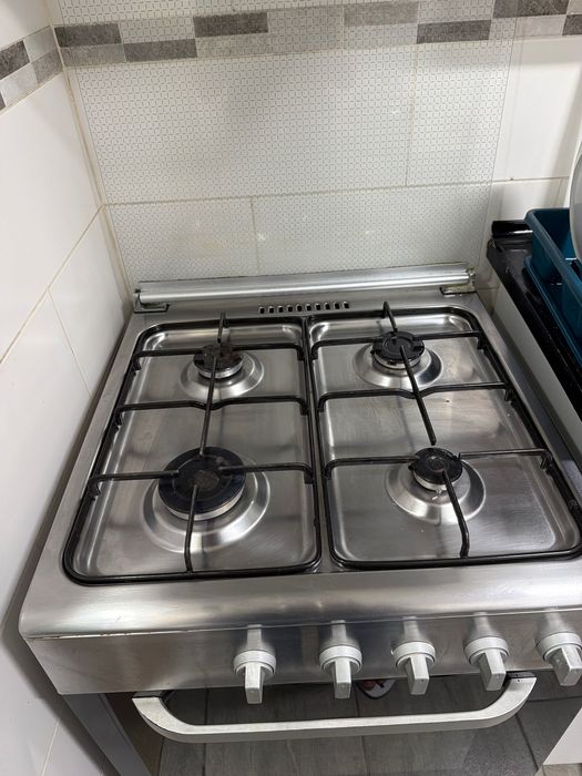 Fogão usado 4 bicos