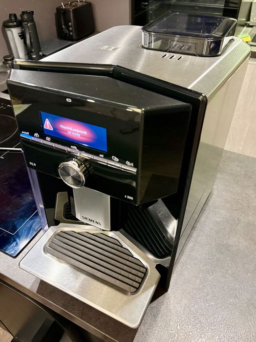 Siemens EQ.9 s300 + Adapter do mleka