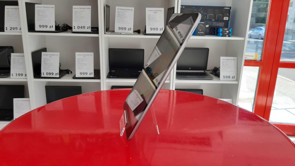 Tablet Apple iPad 10,2" Gen7 32GB WiFi Klasa A FV23 Raty Gwarancja