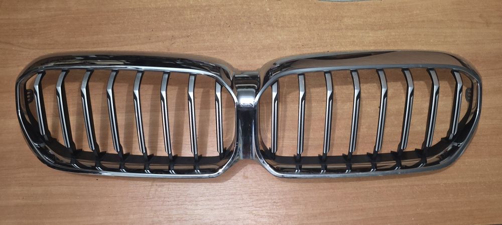 Решітка bmw g30 оригинал