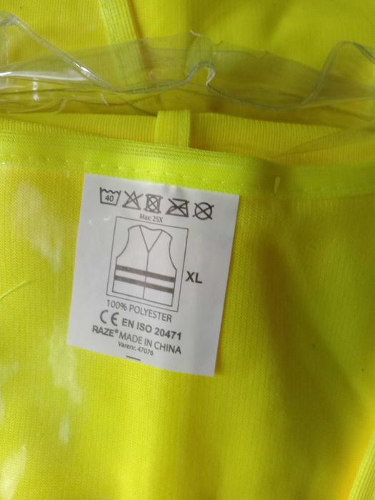 Kamizelka odblaskowa młotek z przecinakiem pasów.