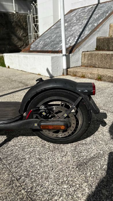 Trotinete elétrica Xiaomi Electric Scooter 4 – 120 € negociável