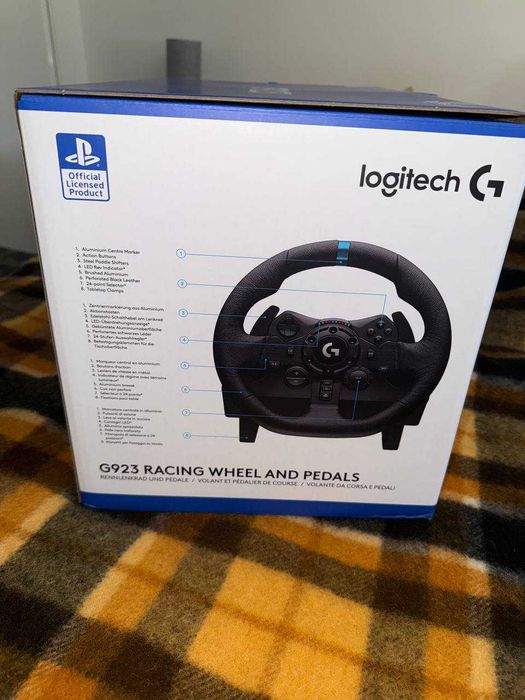 Volante Logitech G923 Racing Wheel + Pedais – Simulação de Corrida