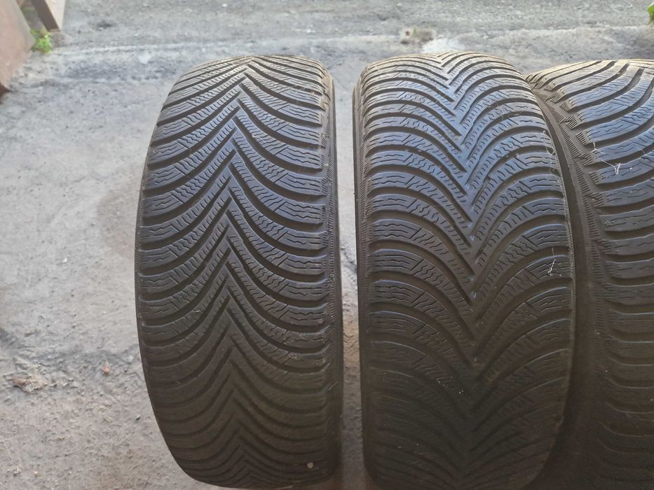 шини зима 205 55 R16 Michelin Alpin 5