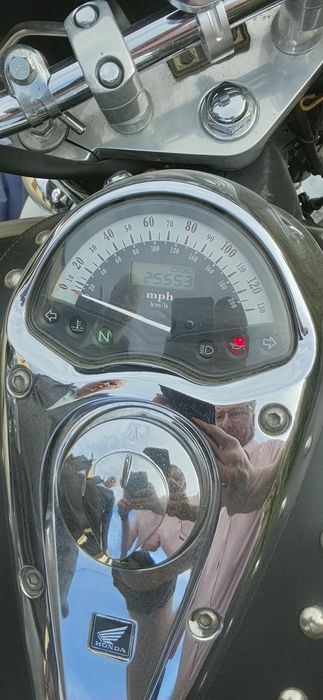 Honda vtx.     1300