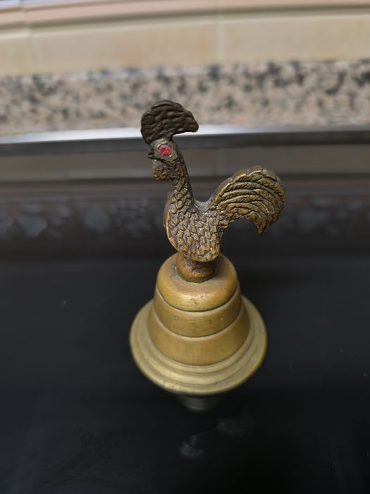 Sino em latão vintage