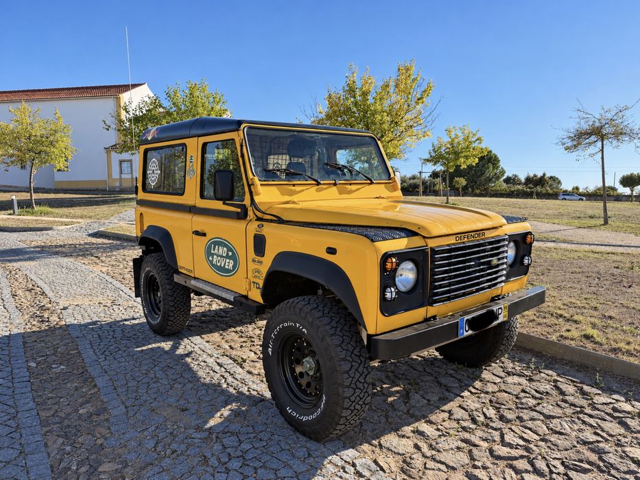 Land Rover Defender TD5, em configuração Camel Trophy — photo 2