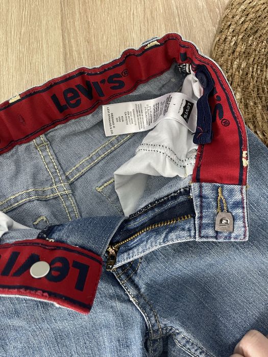 Джинси на хлопчика levis 122-128 (нові)