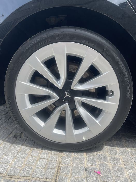 Vendo Jantes 19” Originais Tesla C/ ou Sem Pneus