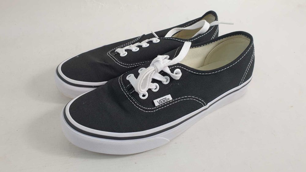 Buty Vans AUTHENTIC VN000EE3BLK Black 38