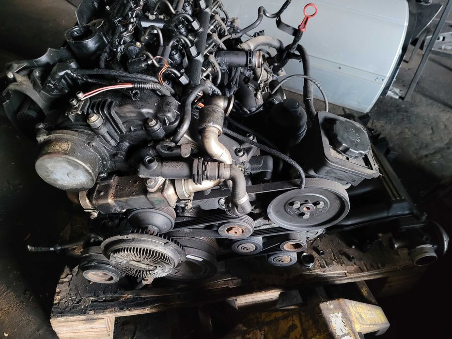 pompa wspomagania silnik BMW m57 silnikm 2,5 TDS 02 rok
