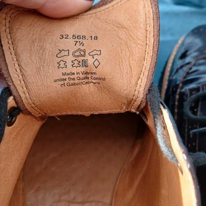 Półbuty Gabor Comfort – Skóra Lakierowana, Brogsy – Rozmiar 41 (7.5)