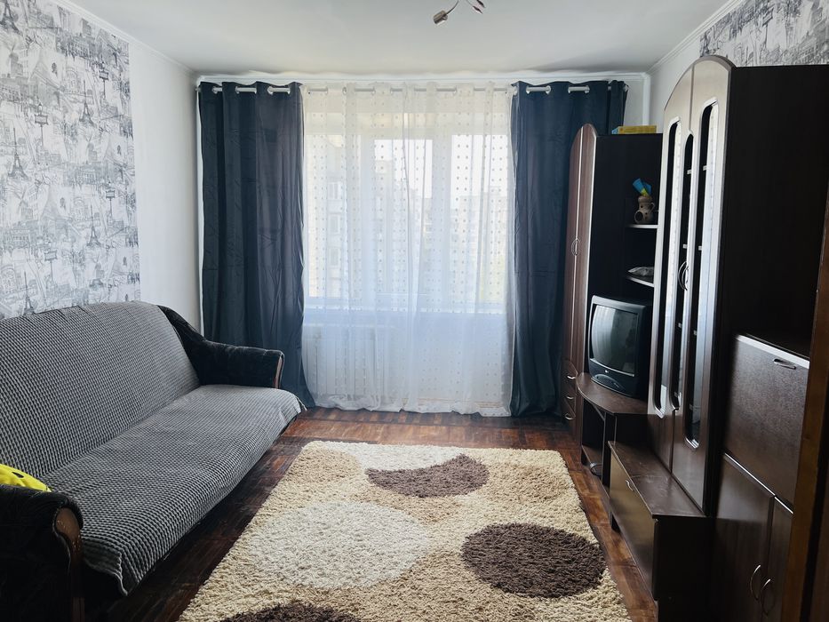 Продам 2-х кімнатну квартиру