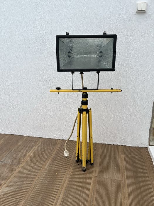 Vendo progetor de iluminação