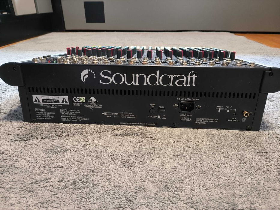 Soundcraft Spirit M12 + Mala rockbag