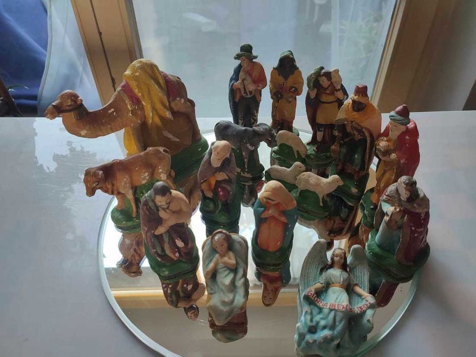 Stare gipsowe figurki i anioł do żłóbka,szopka