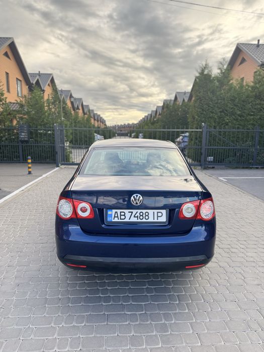 Jetta 2007 року , 1.6 бензин МПІ. РІДНИЙ ПРОБІГ!