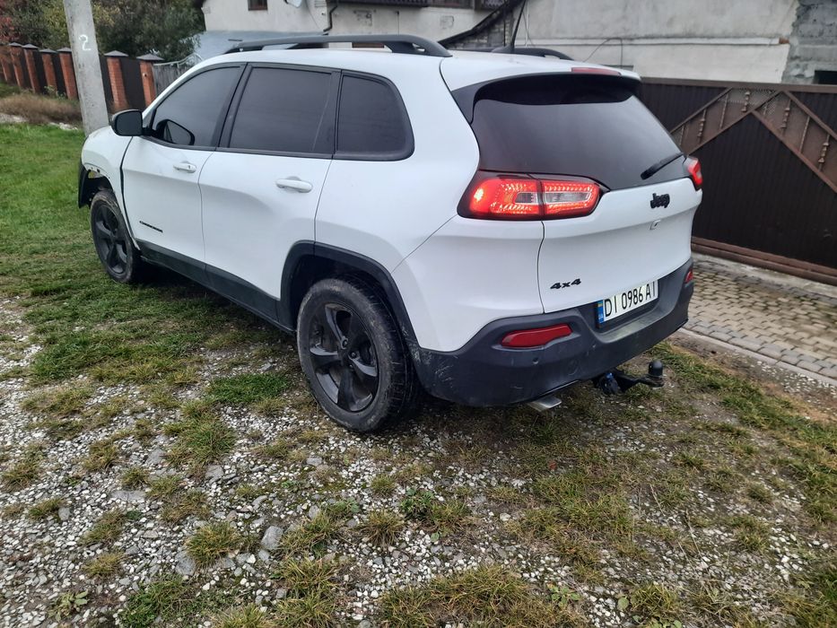 Продається Jeep Cherokee kl 2015рік