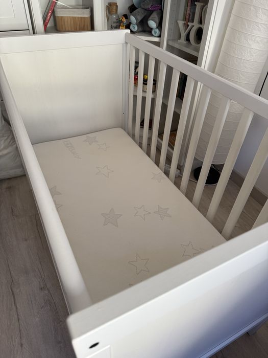 Berço de bebé IKEA